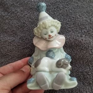 NWOB Lladró Pierrot with Puppy 5277